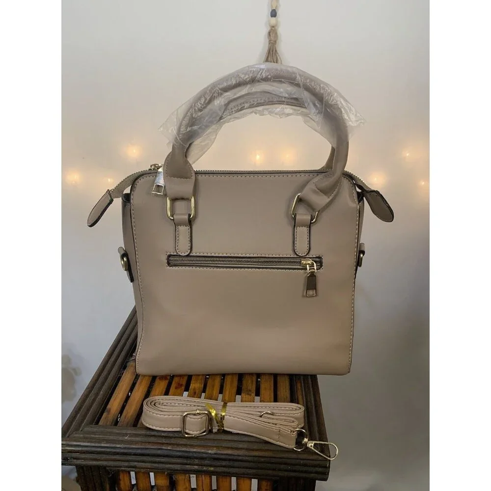 (11)Shouder bag womens baige color‎ size midium
